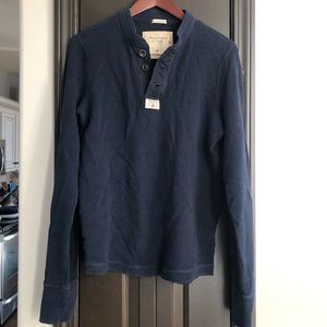 Abercrombie & Fitch sweater